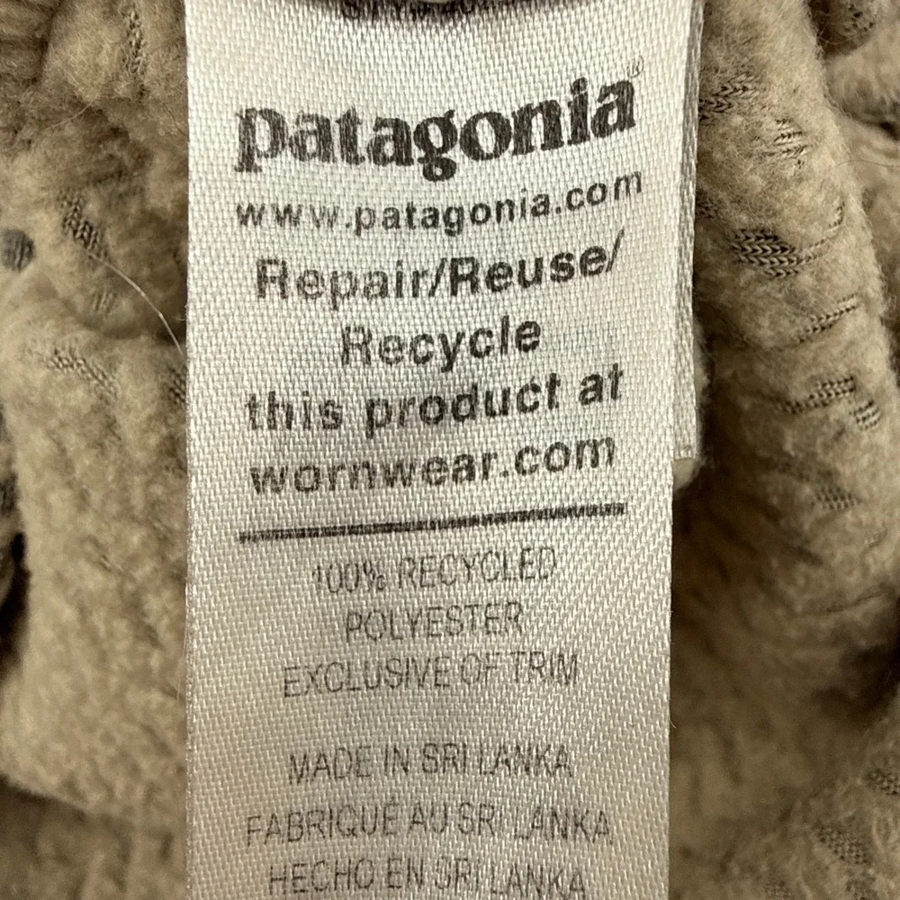 Patagonia measurements pit